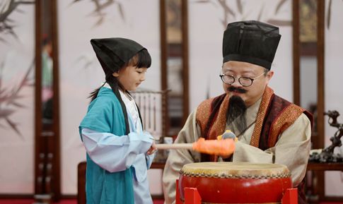 無錫景區(qū)學(xué)生參加“六一學(xué)六藝”傳統(tǒng)文化研學(xué)活動_副本.jpg