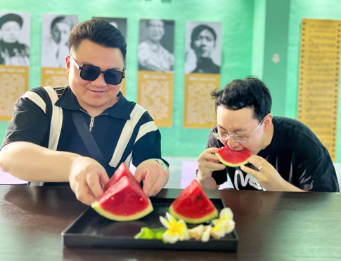 南海景區(qū)“炫瓜王”挑戰(zhàn)賽.jpg