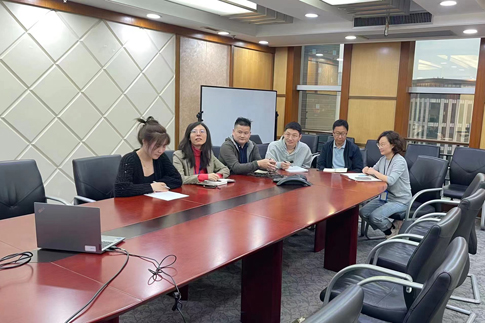 8上海辦公區(qū)組織收看消防安全培訓(xùn).jpg